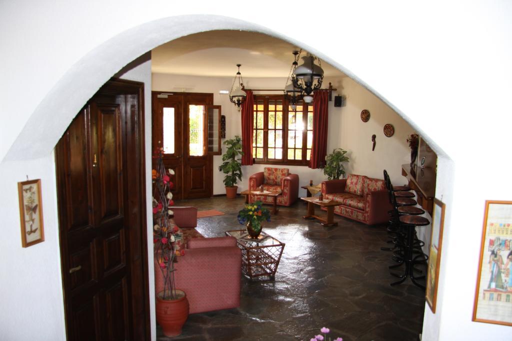 Hotel Mary Marathókampos Buitenkant foto