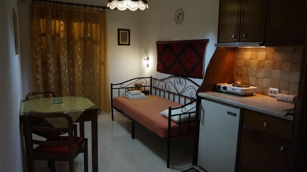 Hotel Mary Marathókampos Buitenkant foto