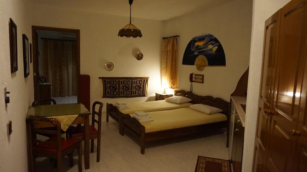 Hotel Mary Marathókampos Buitenkant foto